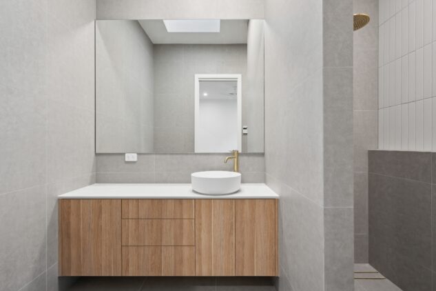 Glenelg North - Alternative