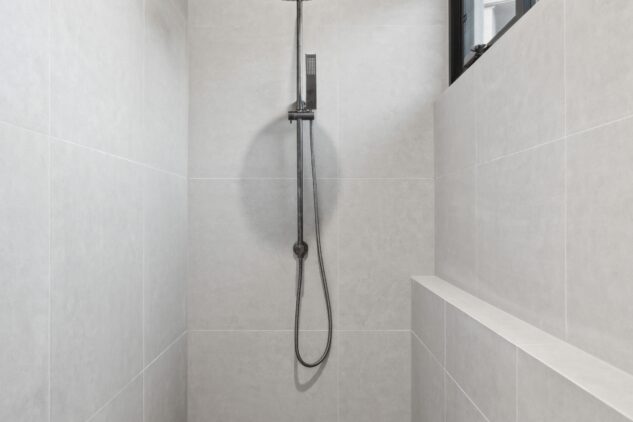 Glenelg North - Alternative