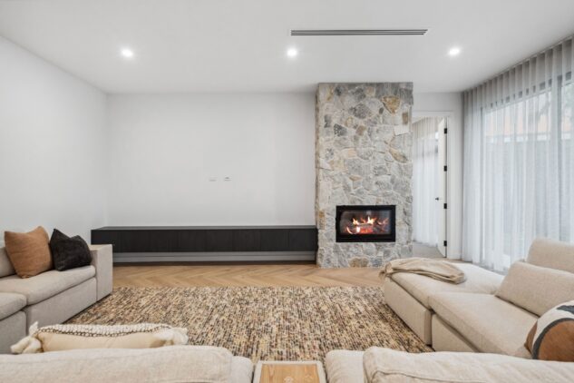 Glenelg North - Alternative