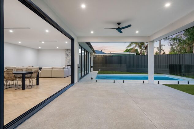 Glenelg North - Alternative