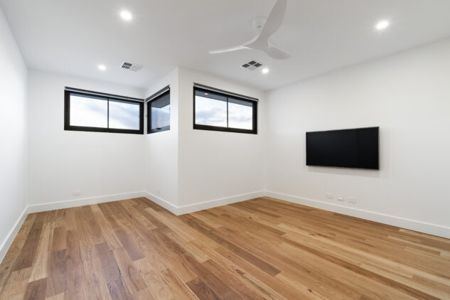 Woodforde - Alternative